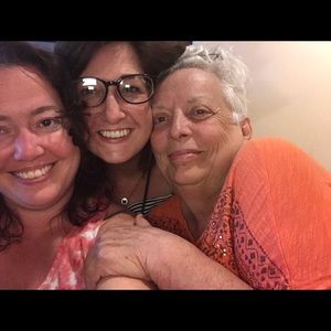 Meet your Posher, Deidra